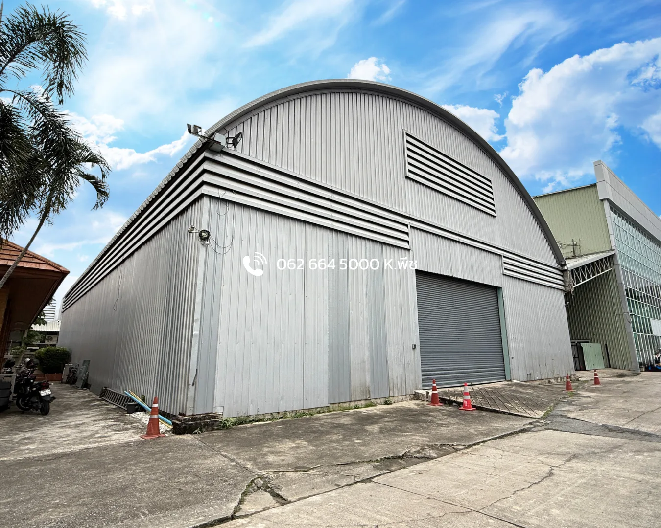 โกดัง ดอนเมือง ใกล้สนามบิน · 655 ตร.ม.